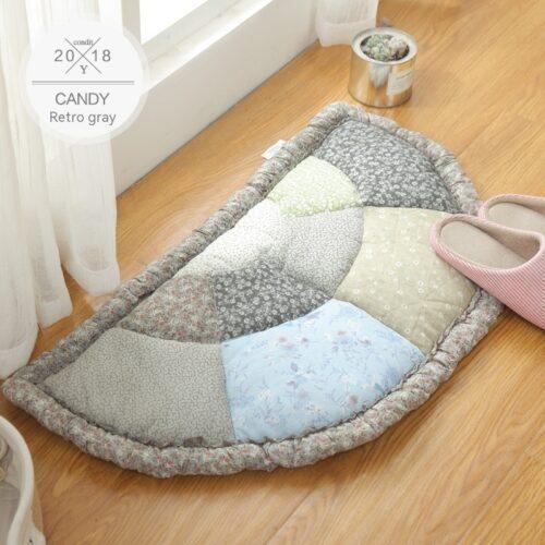 Handmade cotton rug